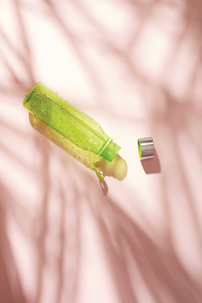 Load image into Gallery viewer, VINGA Lean tritan water bottle 600 ML - Custom Wood Designs