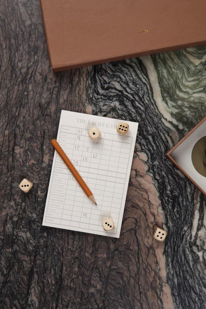 Load image into Gallery viewer, Coffee table collection box - Custom Wood Designs