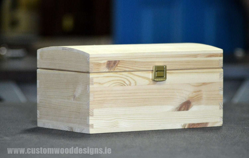 Load image into Gallery viewer, Pine Wood Chest CB2 26 X 16 X 13,5 cm Chest Box pin chest-box-unbranded-pine-wood-chest-cb2-26-x-16-x-13-5-cm-49180128543063