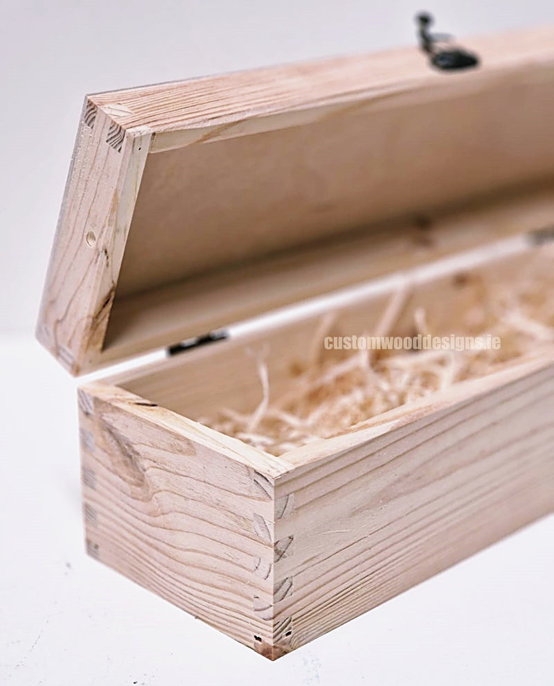 Load image into Gallery viewer, Hinged Lid 1 Bottle Box - Natural x25 Custom Wood Designs __label: Multibuy Bottle Box Bottle Boxes gift box Gift Boxes Single bottle box wooden Box default-title-hinged-lid-1-bottle-box-natural-x25-53613532152151