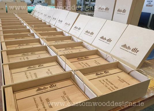 awards corporate plaques