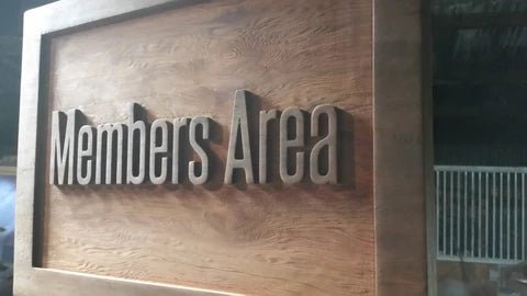 Crafting Culinary Memories: The Role of Custom Timber Products in the Irish Dining Scene - Custom Wood Designs