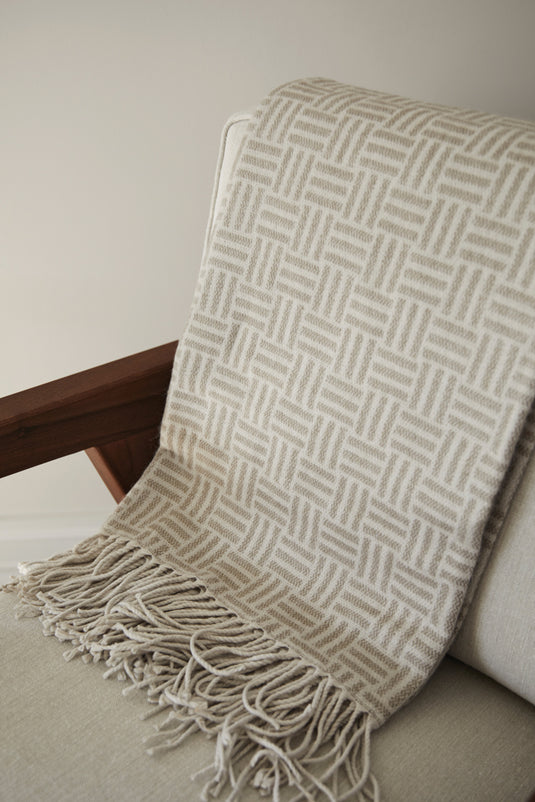 Leno Blanket - Custom Wood Designs