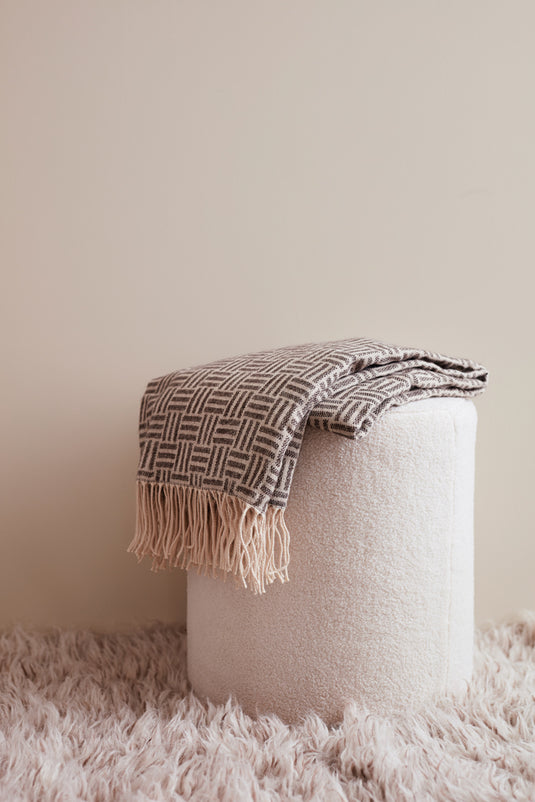 Leno Blanket - Custom Wood Designs