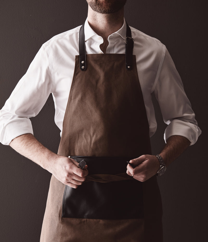 Load image into Gallery viewer, Casbas Apron - Custom Wood Designs
