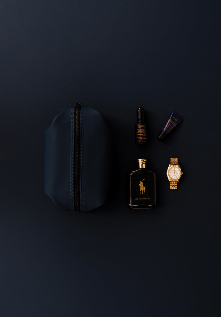 Load image into Gallery viewer, Baltimor Wash Bag - Custom Wood Designs
