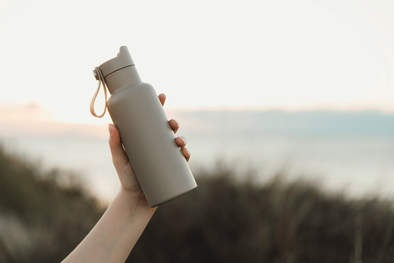 Load image into Gallery viewer, VINGA Balti vacuum bottle - Custom Wood Designs
