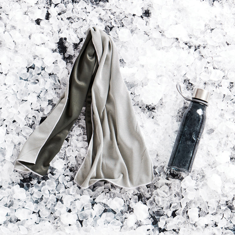 Load image into Gallery viewer, VINGA Lean tritan water bottle 600 ML - Custom Wood Designs
