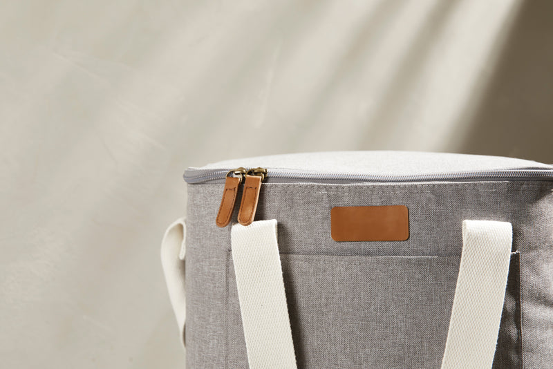 Load image into Gallery viewer, VINGA Sortino Cooler grande - Custom Wood Designs
