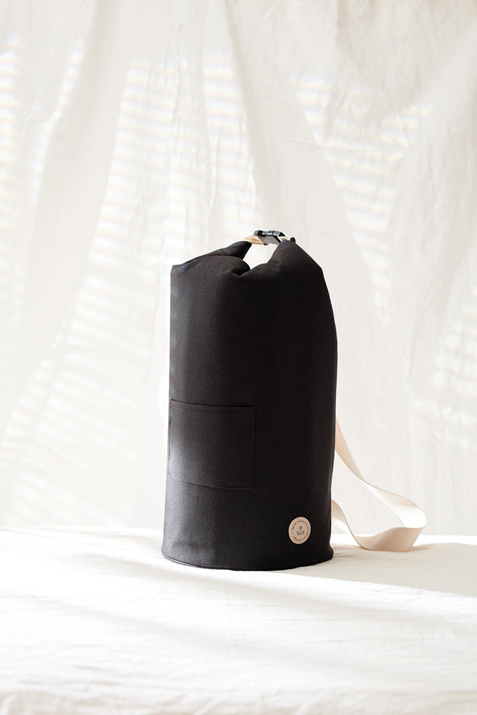 Load image into Gallery viewer, VINGA Sortino cooler trunk - Custom Wood Designs
