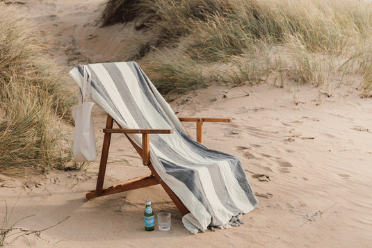 Valmer lounge chair towel - Custom Wood Designs