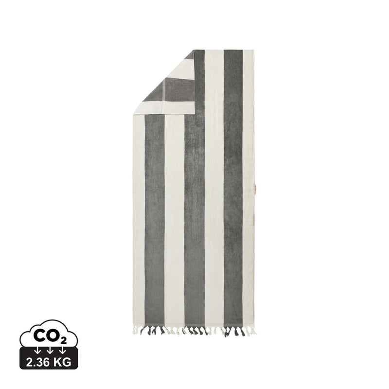 Load image into Gallery viewer, Valmer lounge chair towel - Custom Wood Designs
