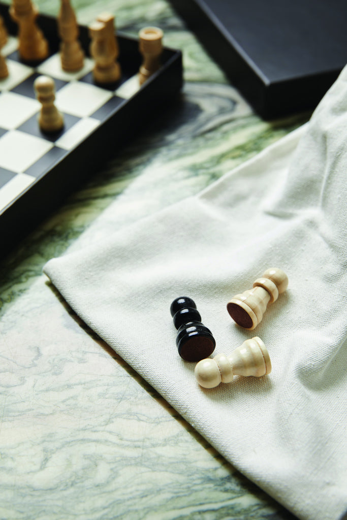 Load image into Gallery viewer, Chess coffee table game - Custom Wood Designs
