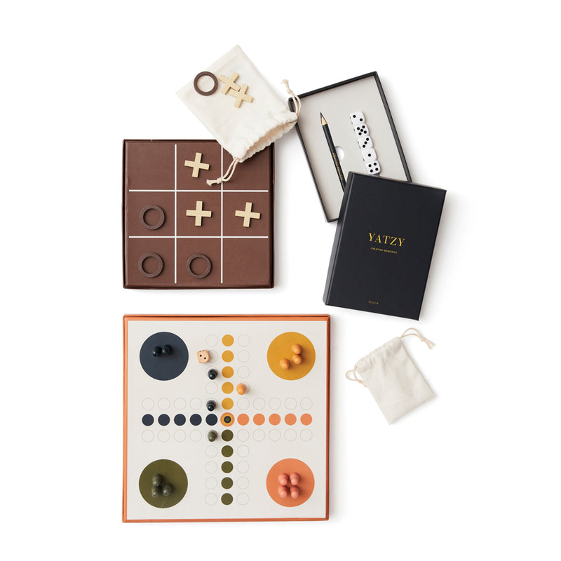 Load image into Gallery viewer, Criss-cross coffee table game - Custom Wood Designs
