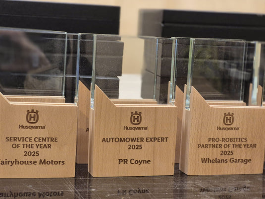 Award Plaques pack of 10-Trophies & Awards