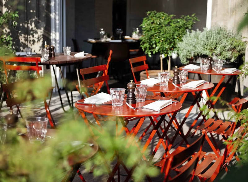 Load image into Gallery viewer, Bistro Table  Ø 96 - Custom Wood Designs Bistro Table  Ø 96 made from [material] –  [use_case] | Custom Wood Designs
