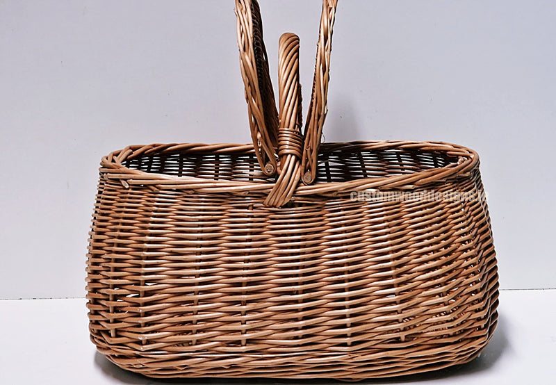 Load image into Gallery viewer, 10 x Oval Picnic Basket - 30hx38x24cm Custom Wood Designs __label: Multibuy CustomWoodDesignsIrelandIrishsuppliuerofWickerbasketsnaturalwickerbasketsPolywickebasketscorporategiftingbasketsretaildisplaybasketsdisplaybasketsgifting_7_fd82971a-018a-4256-b680-ee4
