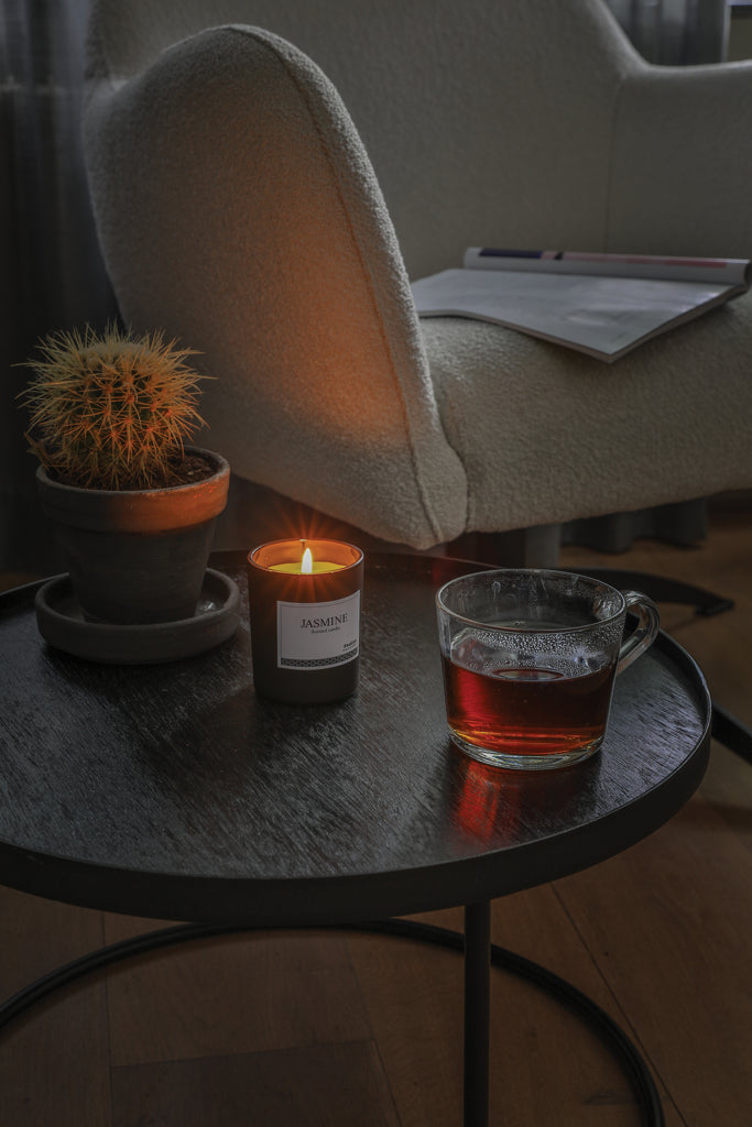 Load image into Gallery viewer, Ukiyo small scented candle in glass - Custom Wood Designs
