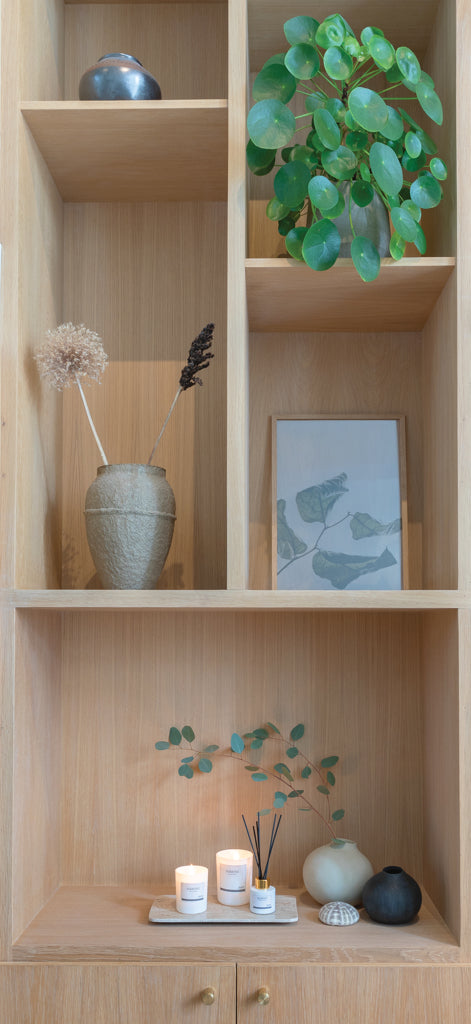 Load image into Gallery viewer, Ukiyo deluxe scented candle with bamboo lid - Custom Wood Designs
