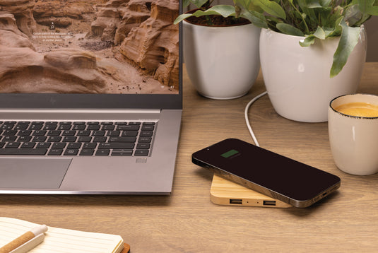 Bamboo 10W wireless charger with USB - Custom Wood Designs