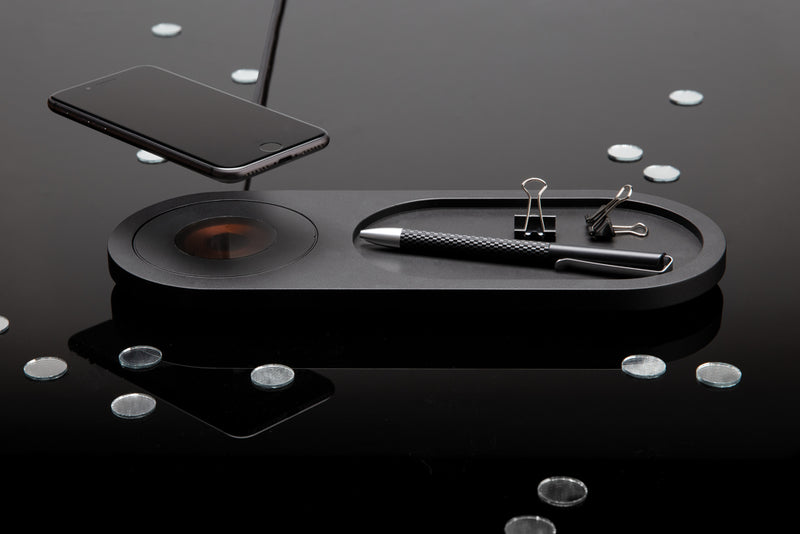 Load image into Gallery viewer, Encore 10W wireless charging valet tray - Custom Wood Designs
