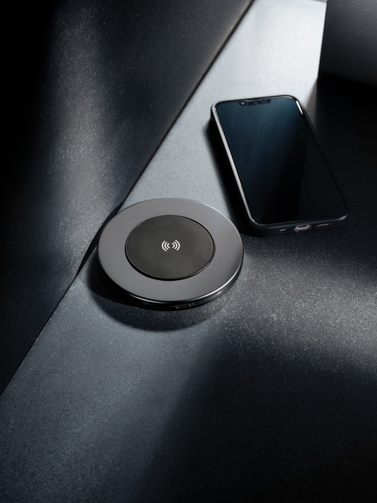 Terra RCS recycled aluminium 10W wireless charger - Custom Wood Designs