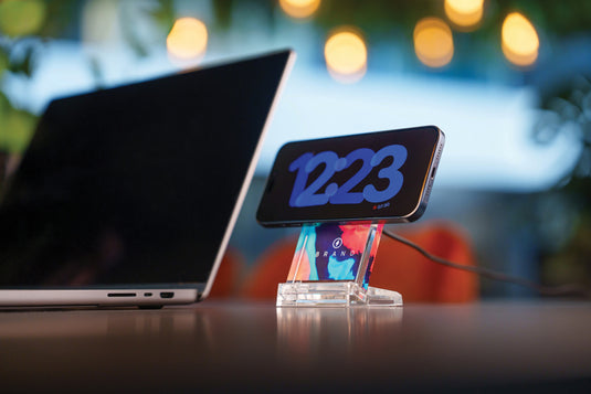 Magcharge 15W magnetic wireless charging stand - Custom Wood Designs