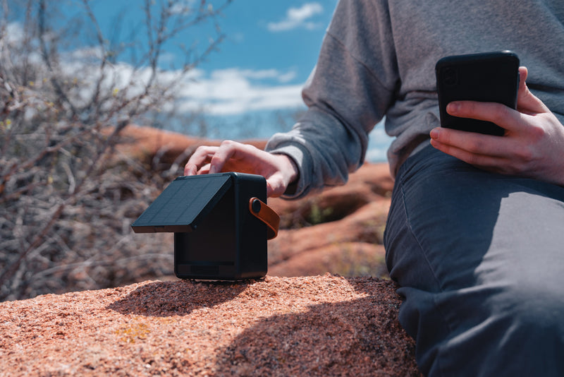 Load image into Gallery viewer, Skywave RCS recycled plastic solar speaker 12W - Custom Wood Designs
