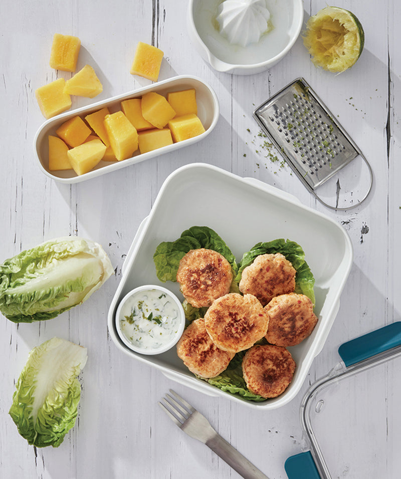 Load image into Gallery viewer, Black+Blum Lunch Box Original - Custom Wood Designs
