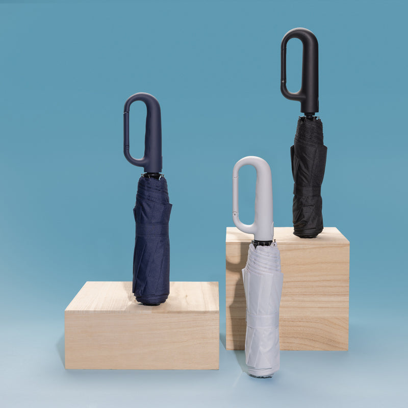 Load image into Gallery viewer, Yara 21" AWARE™ RPET solid colour umbrella with carabiner - Custom Wood Designs
