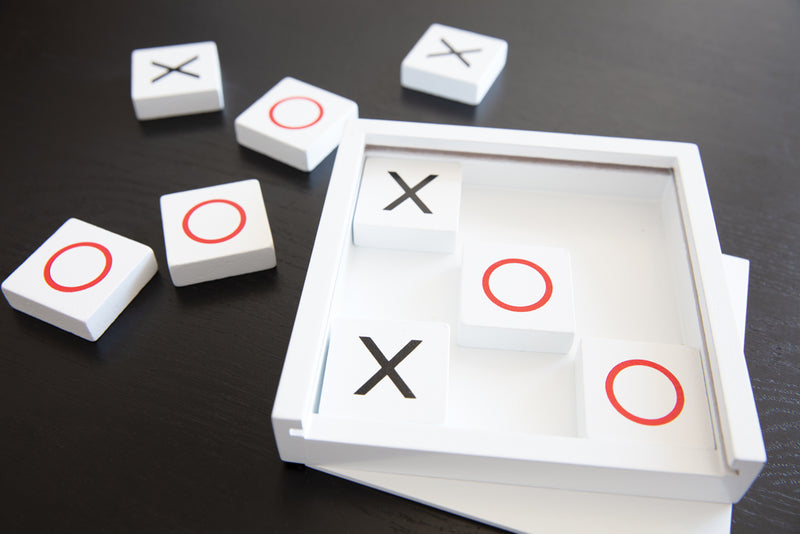 Load image into Gallery viewer, Deluxe Tic Tac Toe game - Custom Wood Designs
