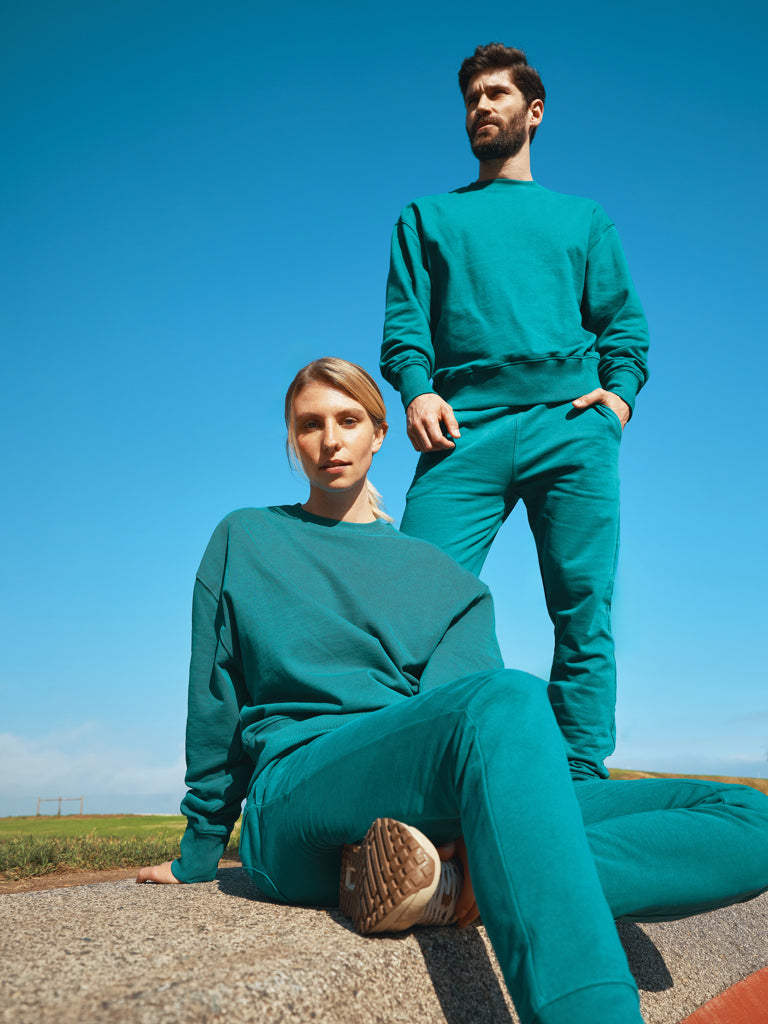 Load image into Gallery viewer, Kruge relaxed recycled cotton crew neck - Custom Wood Designs
