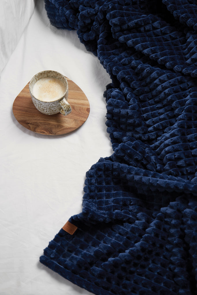 Load image into Gallery viewer, Branso GRS recycled pet blanket - Custom Wood Designs
