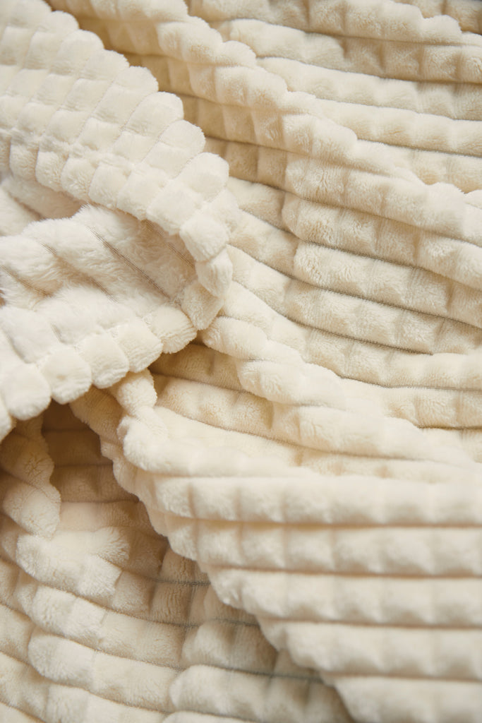 Load image into Gallery viewer, Branso GRS recycled pet blanket - Custom Wood Designs
