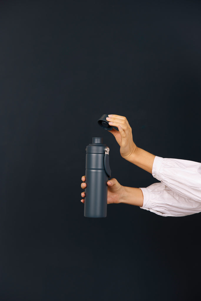 Load image into Gallery viewer, VINGA Baltimore trek RCS recycled SS bottle 600 ML - Custom Wood Designs
