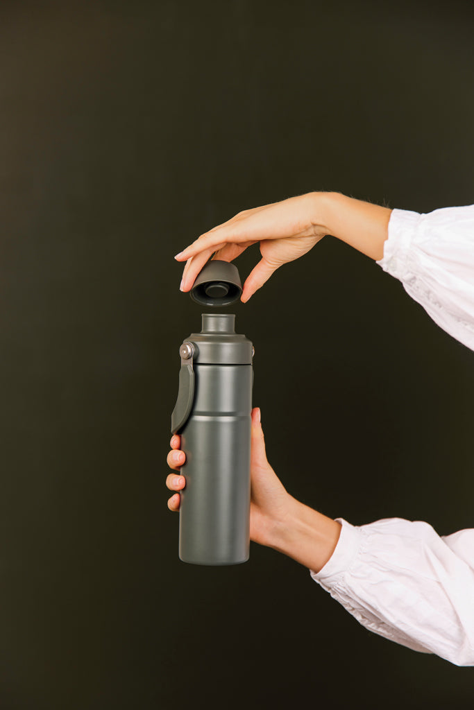 Load image into Gallery viewer, VINGA Baltimore trek RCS recycled SS bottle 600 ML - Custom Wood Designs
