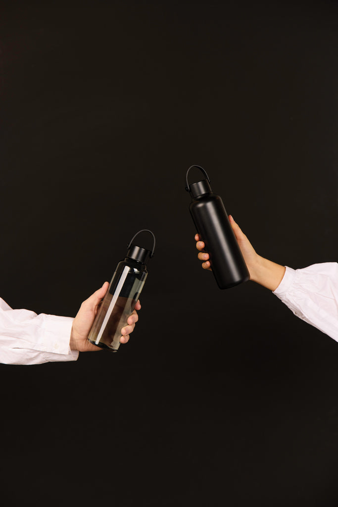 Load image into Gallery viewer, VINGA Baltimore RCS RPET bottle 550 ML - Custom Wood Designs
