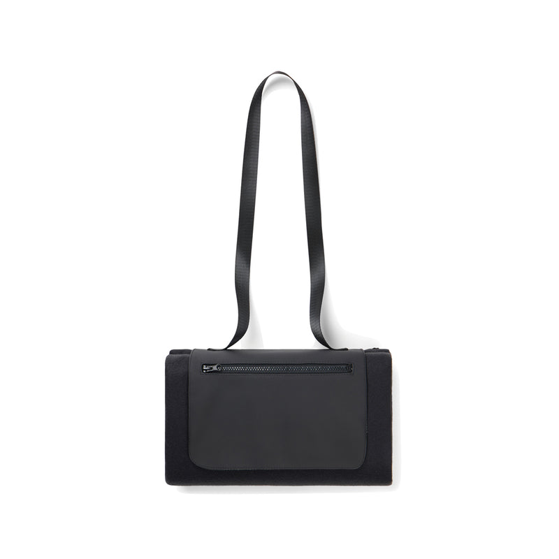 Load image into Gallery viewer, VINGA Baltimore RCS picnic blanket - Custom Wood Designs VINGA Baltimore RCS picnic blanket made from [material] –  [use_case] | Custom Wood Designs
