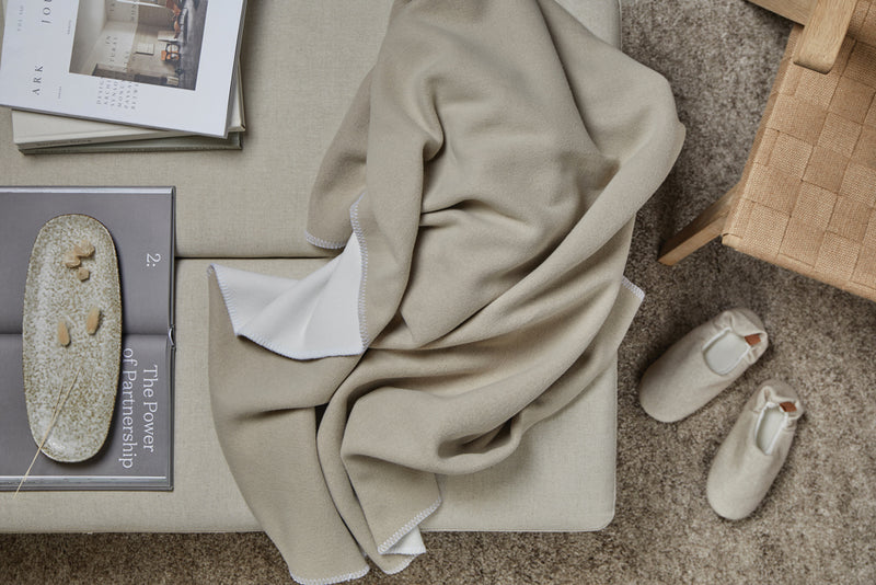 Load image into Gallery viewer, RCS RPET slippers S/M - Custom Wood Designs
