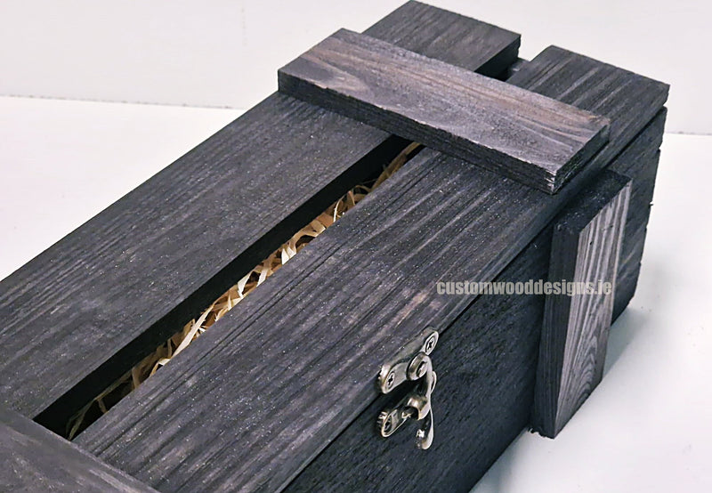Load image into Gallery viewer, Rustic Bottle Box - Black Single x 25 Bottle box Custom Wood Designs __label: Multibuy Bottle Box bottle-box-default-title-rustic-bottle-box-black-single-52613315821911
