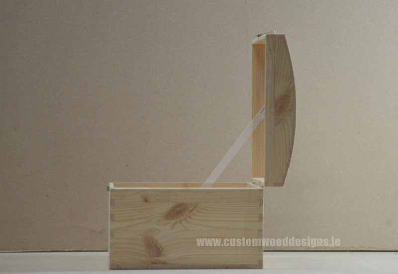 Load image into Gallery viewer, Pine Wood Chest CB5 35 X 25 X 18,5 cm Chest Box pin bedroom deco box box with lid chest container lock room deco wood wooden chest-box-unbranded-pine-wood-chest-cb5-35-x-25-x-18-5-cm-49180124479831
