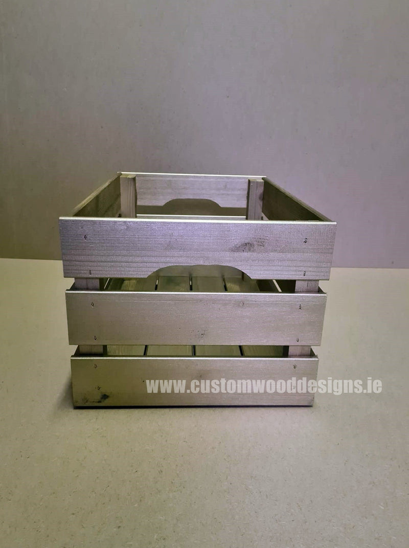 Load image into Gallery viewer, Large Gold Crate x 10 Crate pin crate-default-title-large-gold-crate-x-10-53612133351767
