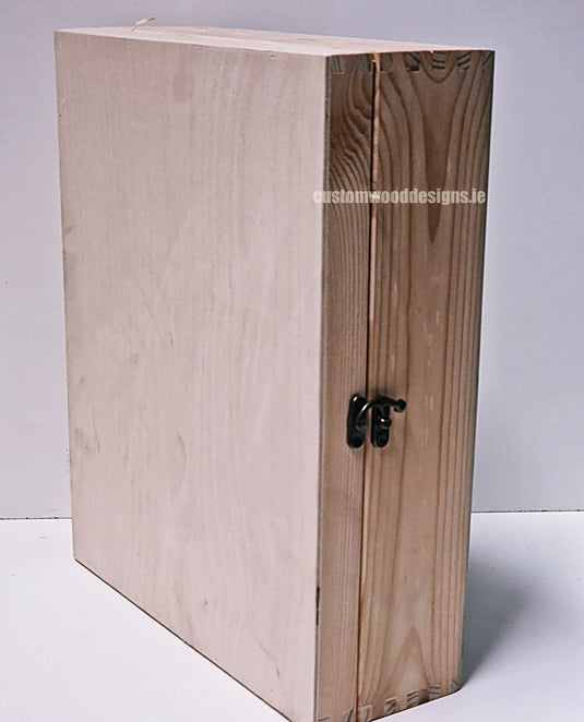 Hinged Lid 3 Bottle Box - Natural x25 Custom Wood Designs __label: Multibuy Bottle Box Bottle Boxes gift box Gift Boxes Single bottle box wooden Box default-title-hinged-lid-3-bottle-box-natural-x25-53613558137175_a92f0600-46f5-40ca-9ab1-ac7d4bd7e446