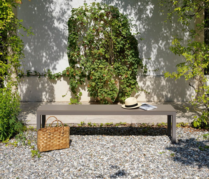 Load image into Gallery viewer, Nardi Aluminum Rio Bench - Custom Wood Designs Nardi Aluminum Rio Bench made from [material] – Ideal for [use_case] | Custom Wood Designs
